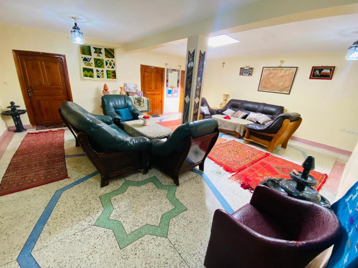 Motel Ain Mersa 伊夫兰 外观 照片